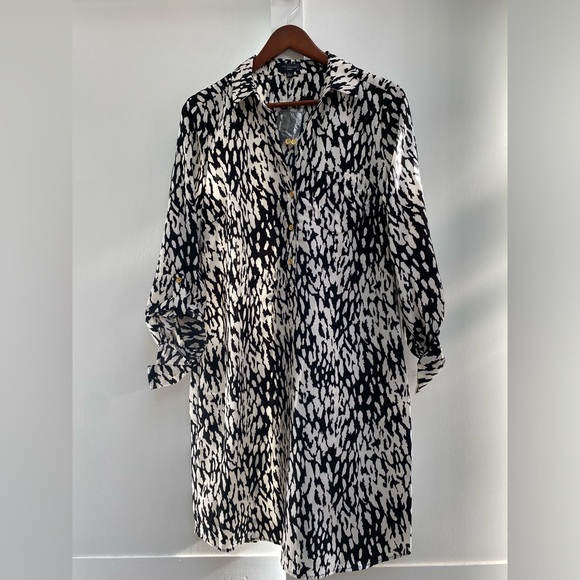 The LIMITED (the original!) NWT Ashton printed button-up shirtdress - size L ๐ - Picture 4 of 6